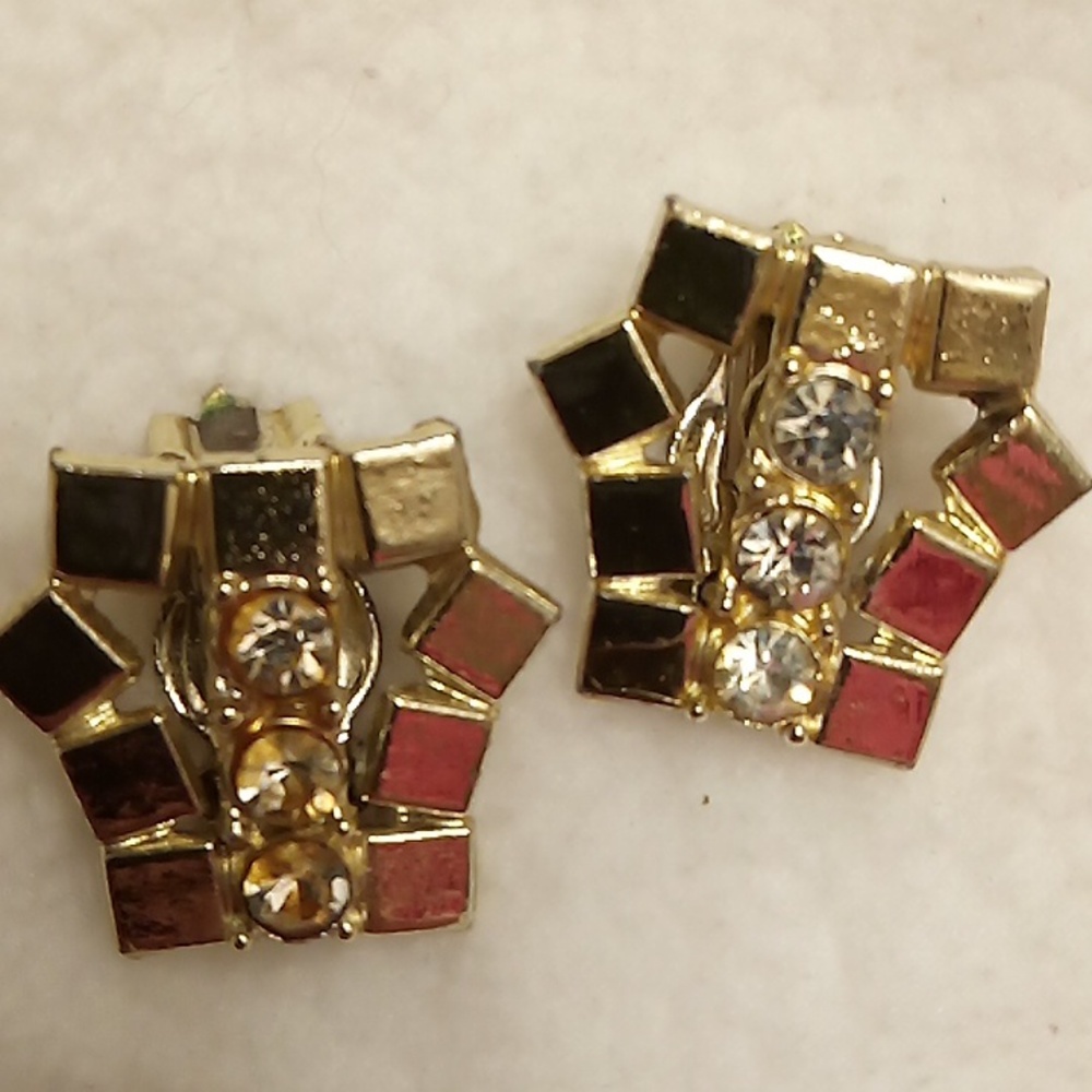 Vintage clip on earrings